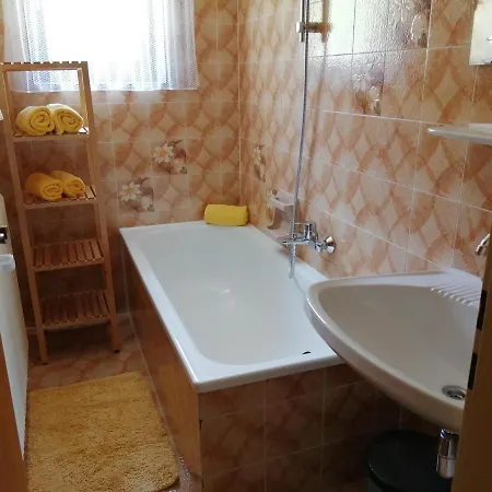 Zammernig Apartman *